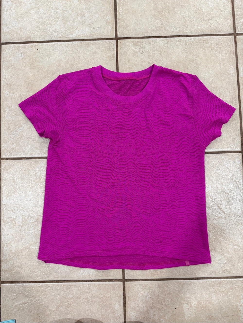 Lululemon Train to Be Seamless Short Sleeve T-Shirt